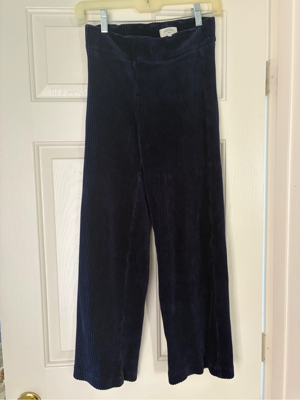 Avenue Montaigne Corduroy Wide-Leg Pants in Navy Blue